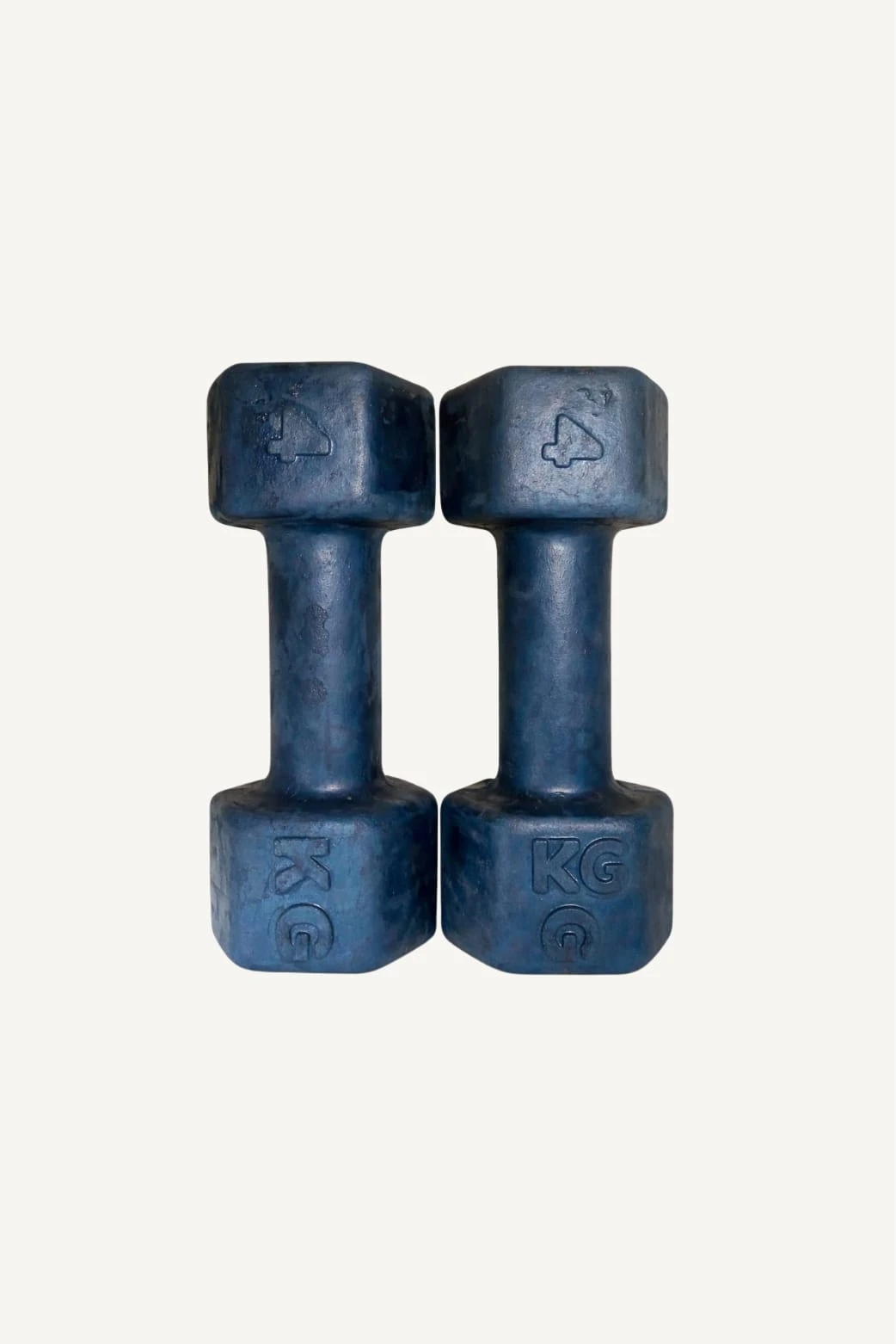 2دامبلز كاوتش 4ك